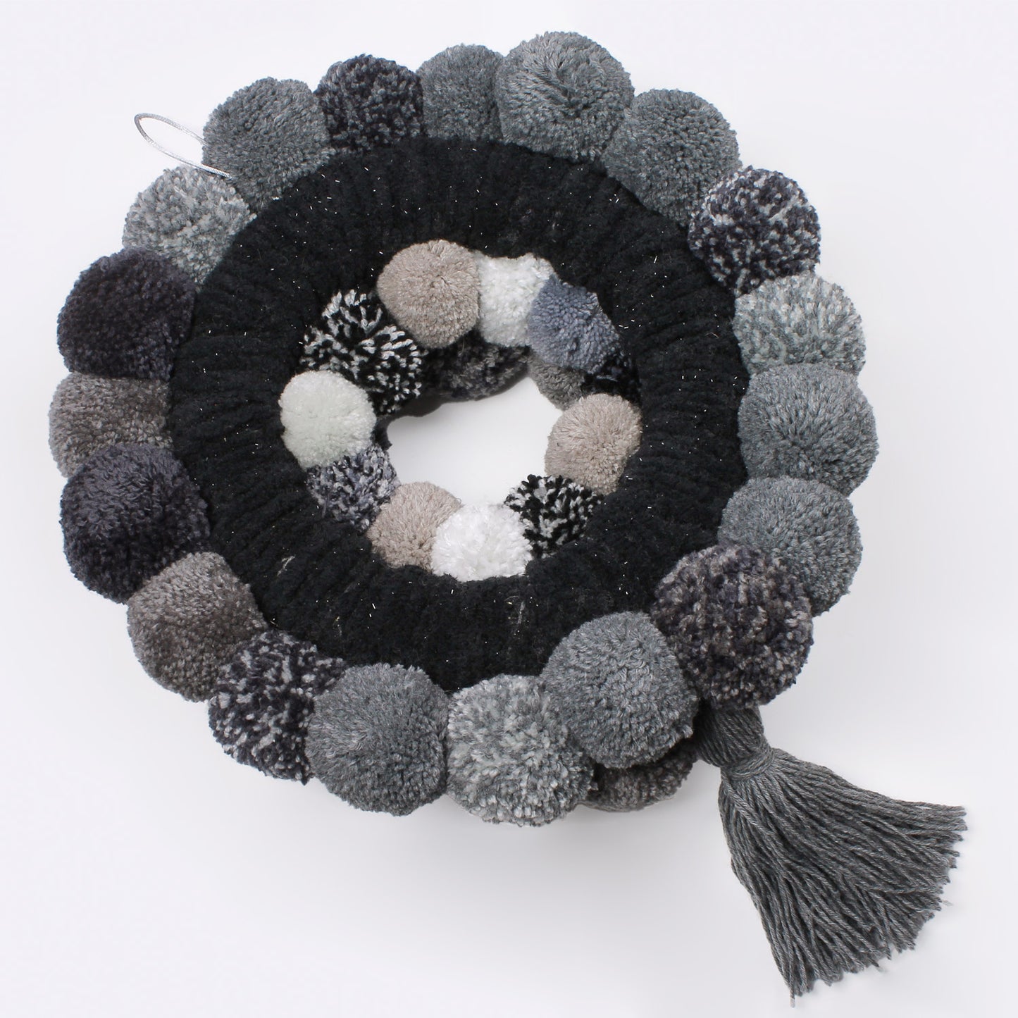 Pom-Pom Wreath with Tassel – Handmade Decorative Wreath in Black, Gray, and Anthracite